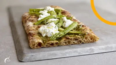 Pinsa con granos y semillas 